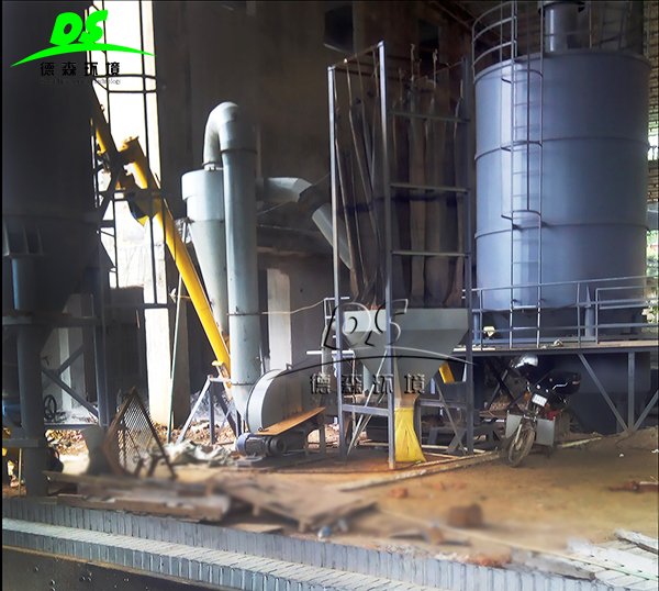 豎式燒結(jié)機(jī)安裝現(xiàn)場(chǎng) 豎式燒結(jié)機(jī)安裝現(xiàn)場(chǎng)